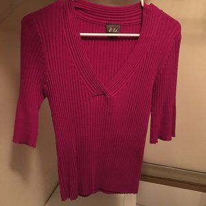 Sweater-quarter length sleeve